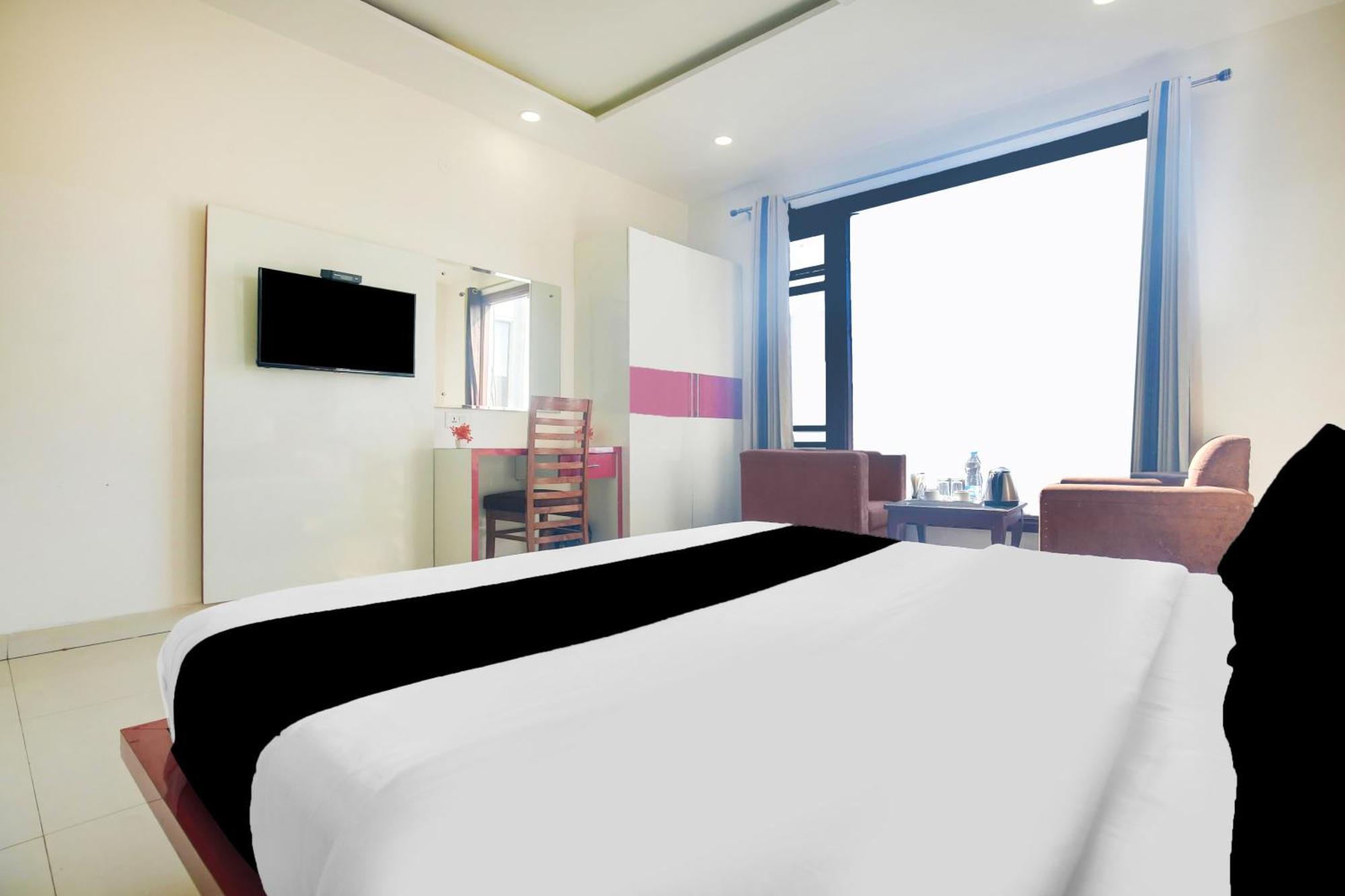 Super Collection O Amritsar Near Railway Station Hotel Ngoại thất bức ảnh