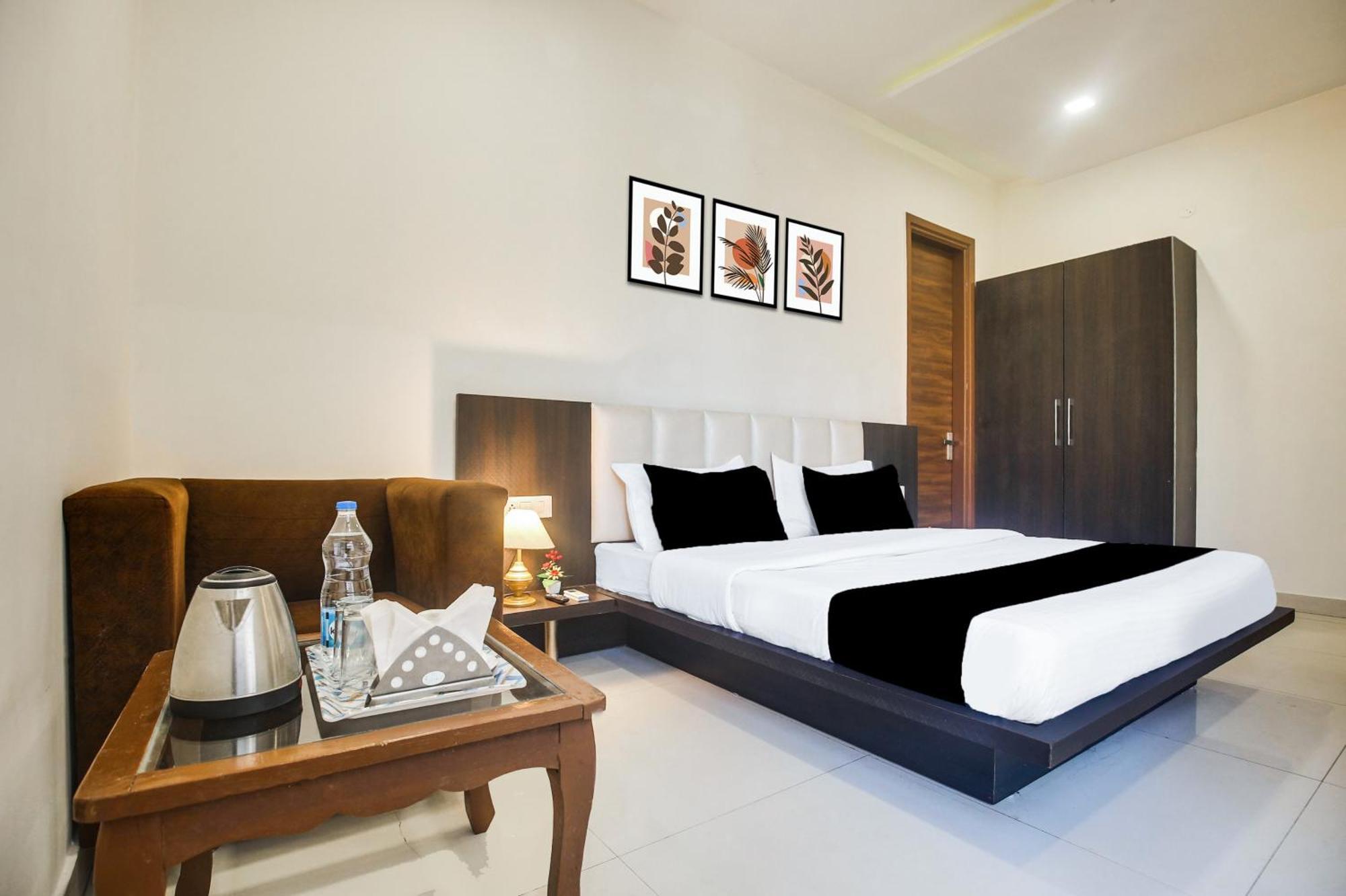 Super Collection O Amritsar Near Railway Station Hotel Ngoại thất bức ảnh